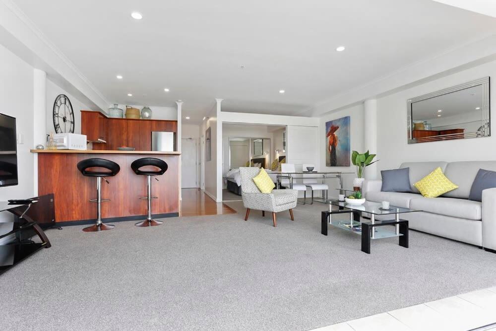 Spacious Water-Front Apartment -Princes Wharf 2219 Auckland Exteriör bild